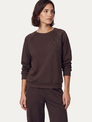 CS the label sweater Willa Donker Chocolade